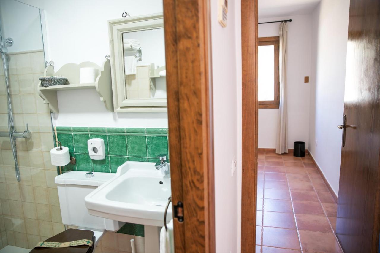 Hospederia Rural Los Palmitos El Pozo de los Frailes Εξωτερικό φωτογραφία